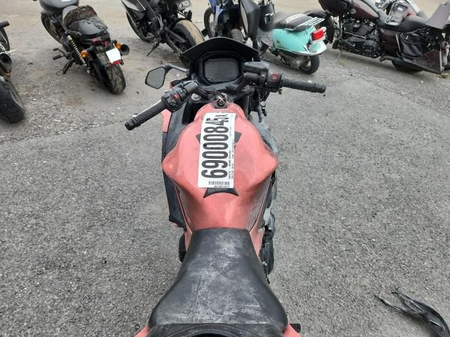2020 Kawasaki EX650 M