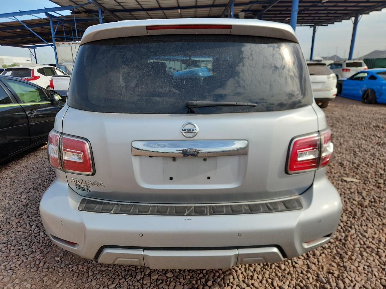 2017 Nissan Armada sv