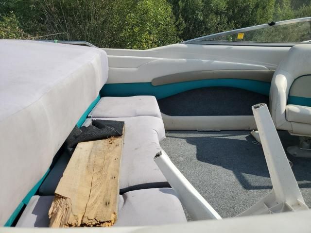 1998 Glastron Boat