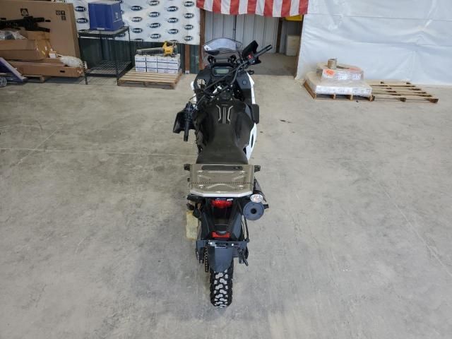 2025 Kawasaki KL650 F
