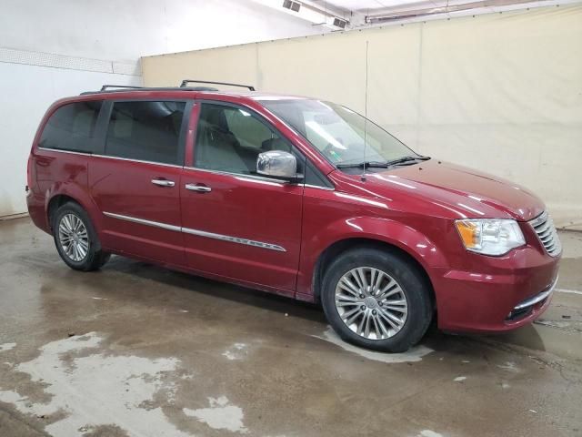 2015 Chrysler Town & Country Touring L
