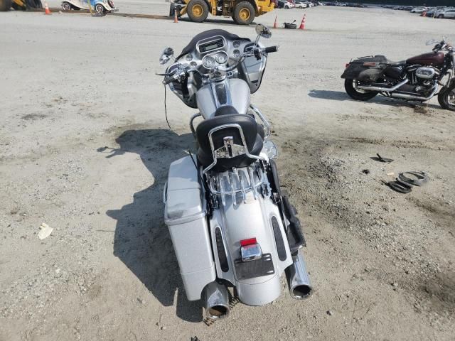 2009 Harley-Davidson FLTRSE3