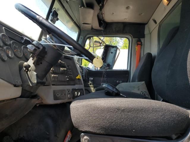 2020 Western Star 2020 Western Star 4700 Dump Truck