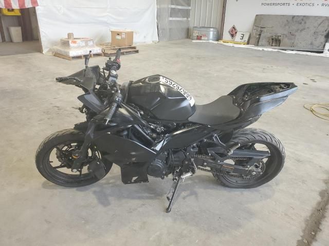 2019 Kawasaki EX400