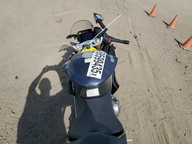 2026 Aprilia RS 660