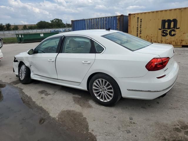2016 Volkswagen Passat SE