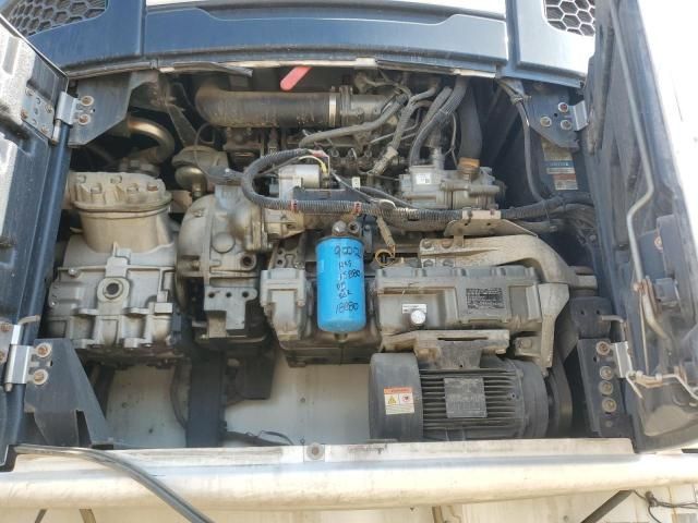 2016 Utility VS2RA Refrigerated Van Trailer