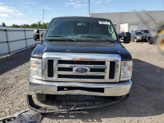 2014 Ford Econoline E150 Van