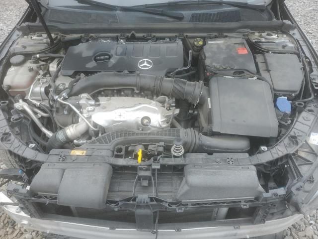 2022 Mercedes-Benz A 220