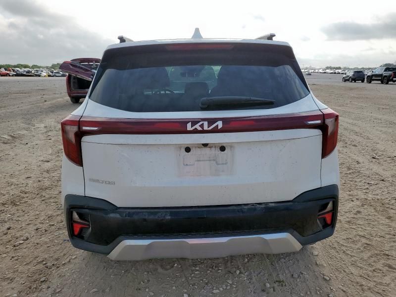 2024 KIA Seltos EX