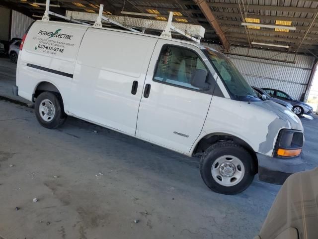 2003 Chevrolet Express G2500