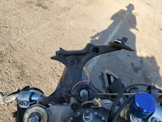 2005 Honda CBR1000 RR