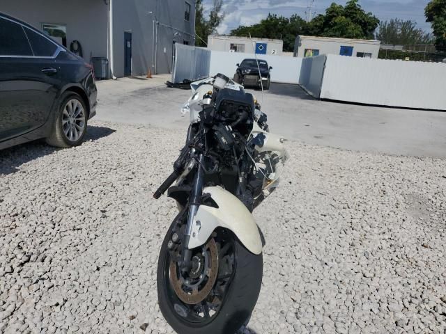 2024 Yamaha YZFR7