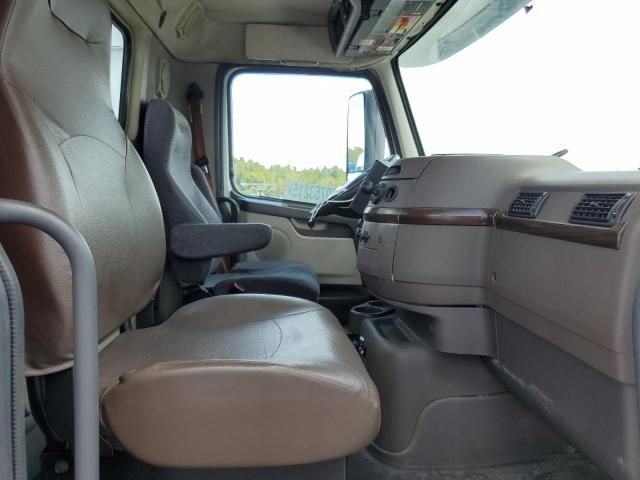 2017 Volvo VNL Semi Truck
