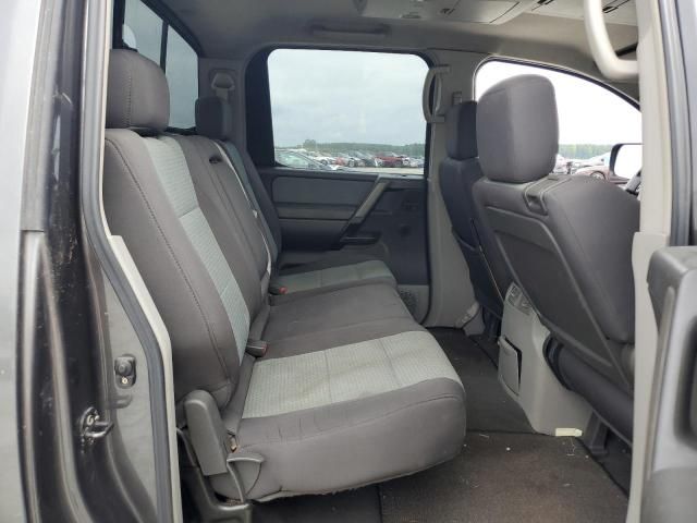 2004 Nissan Titan XE