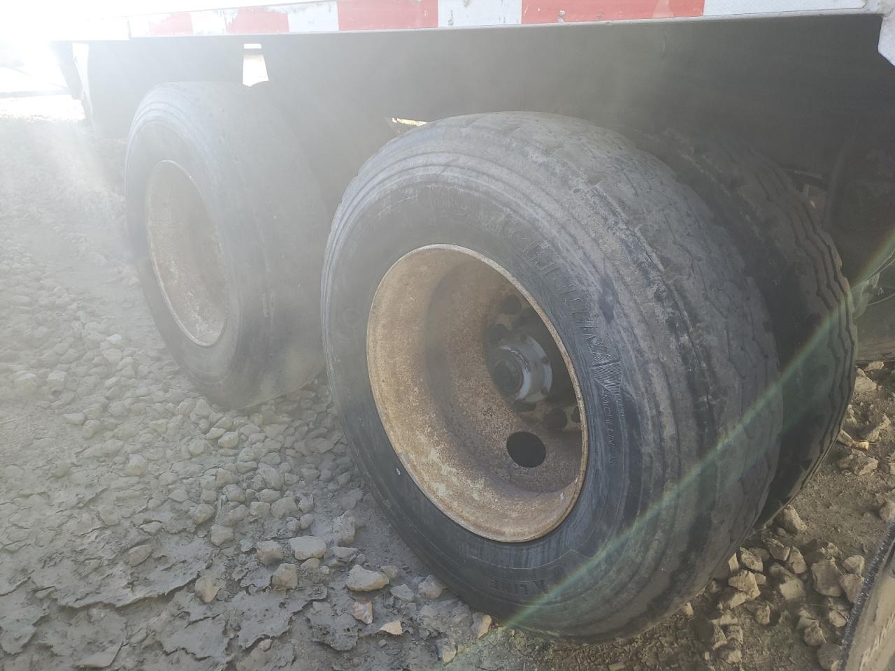 2003 East Manufacturing Trailer-Moving Van Trailer