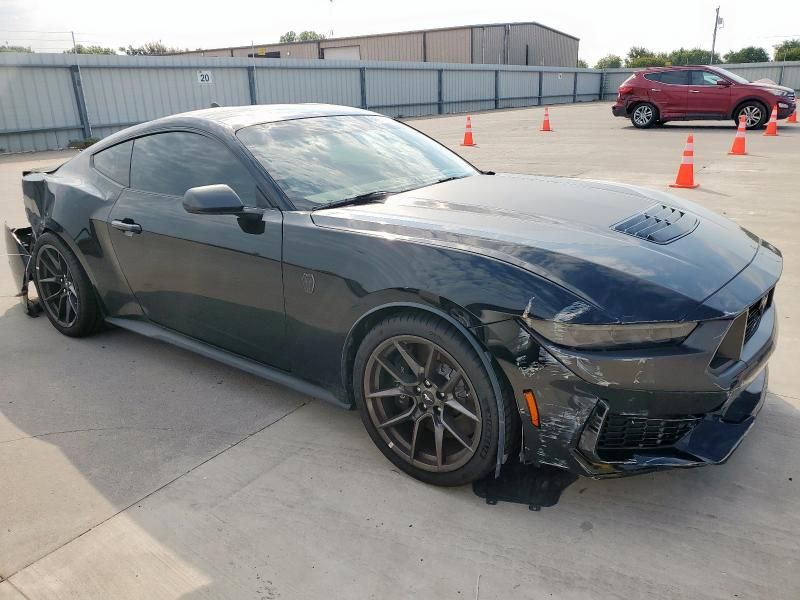 2024 Ford Mustang Dark Horse