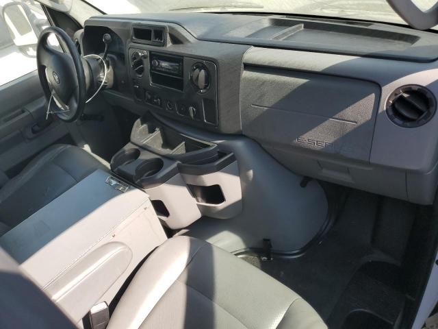 2011 Ford Econoline E250 van