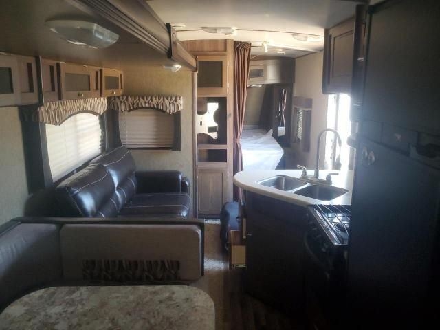 2016 Dutchmen Travel Trailer