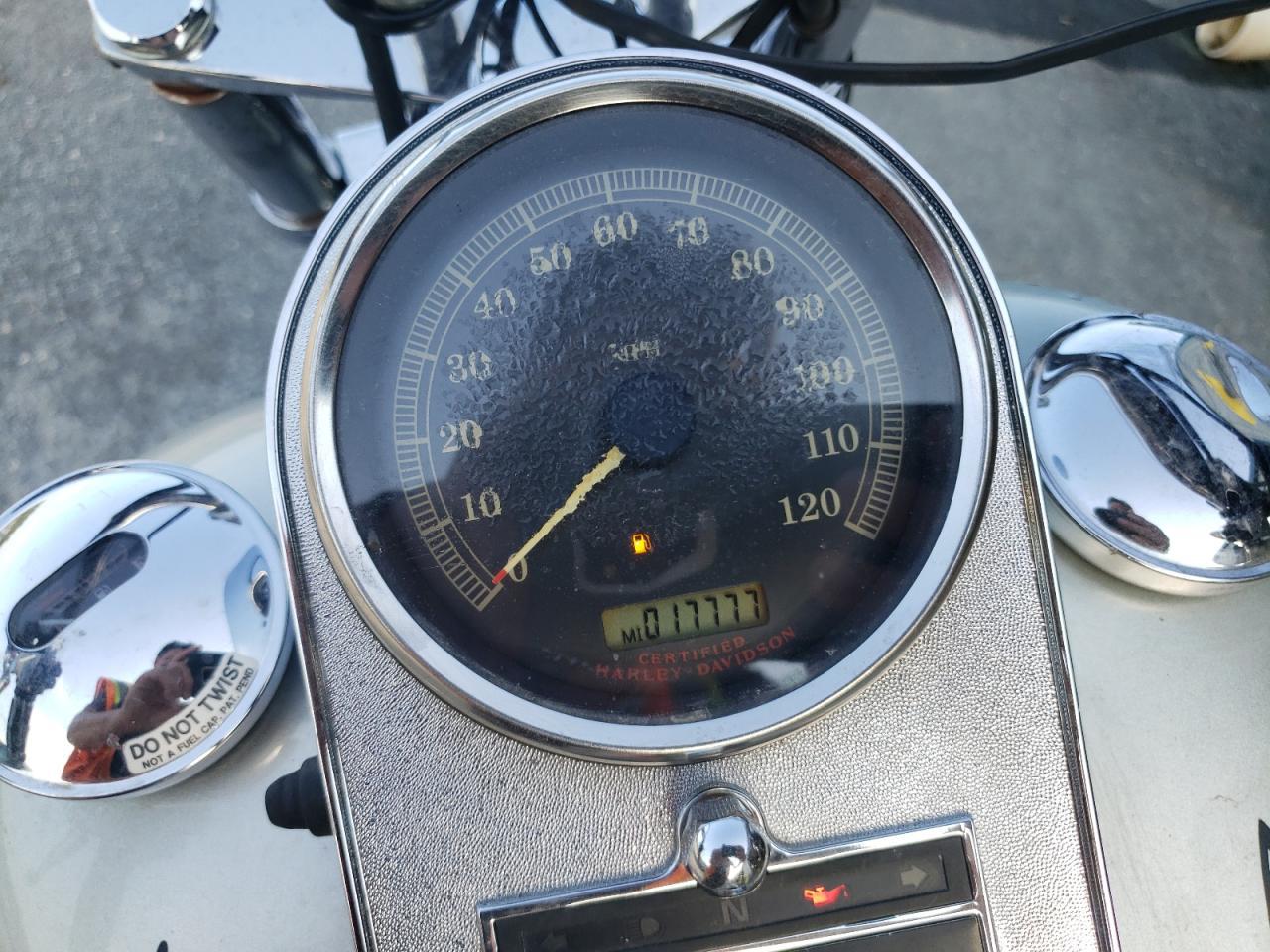2005 Harley-Davidson Fxsti