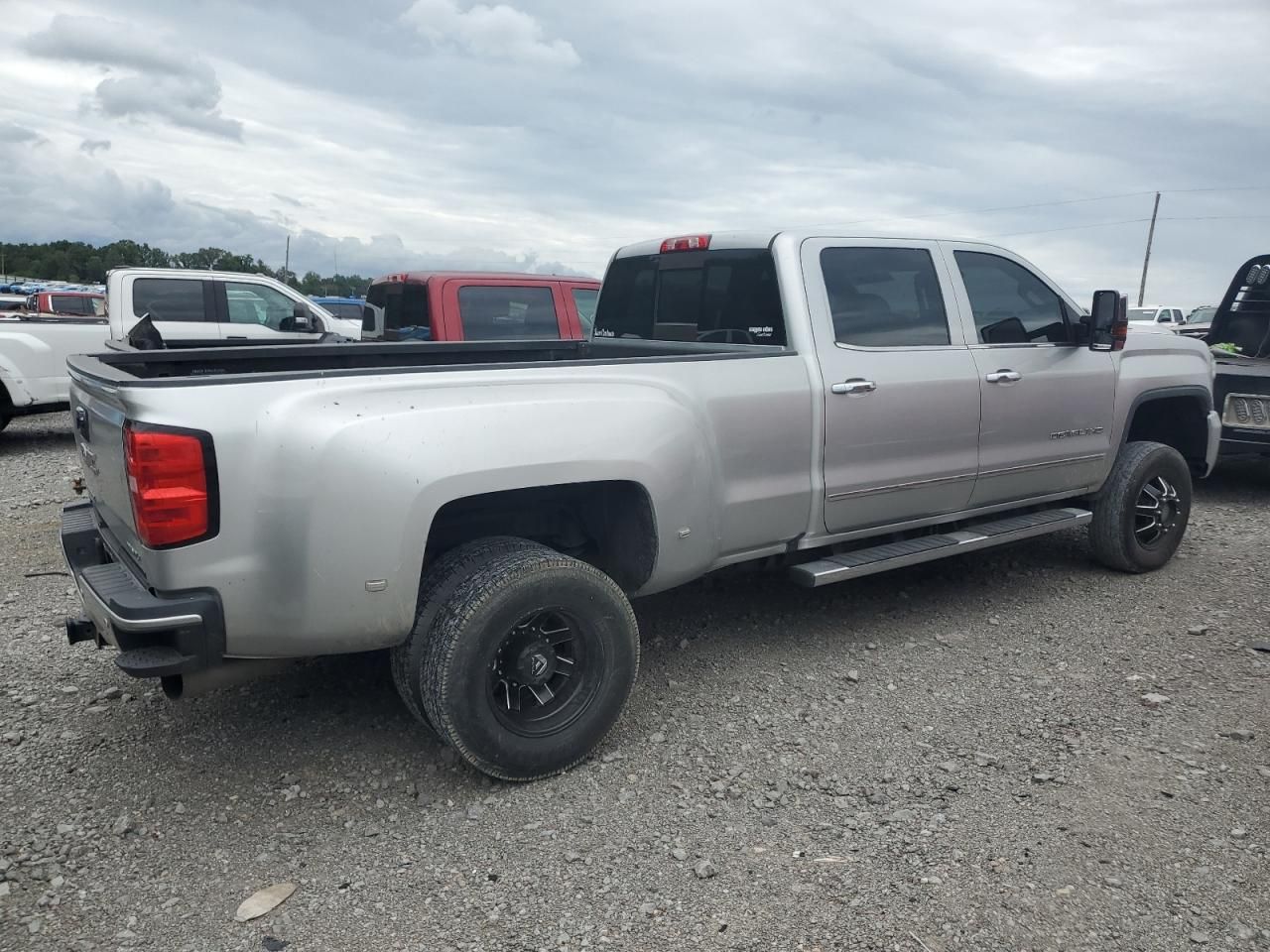 2017 GMC Sierra K3500 Denali