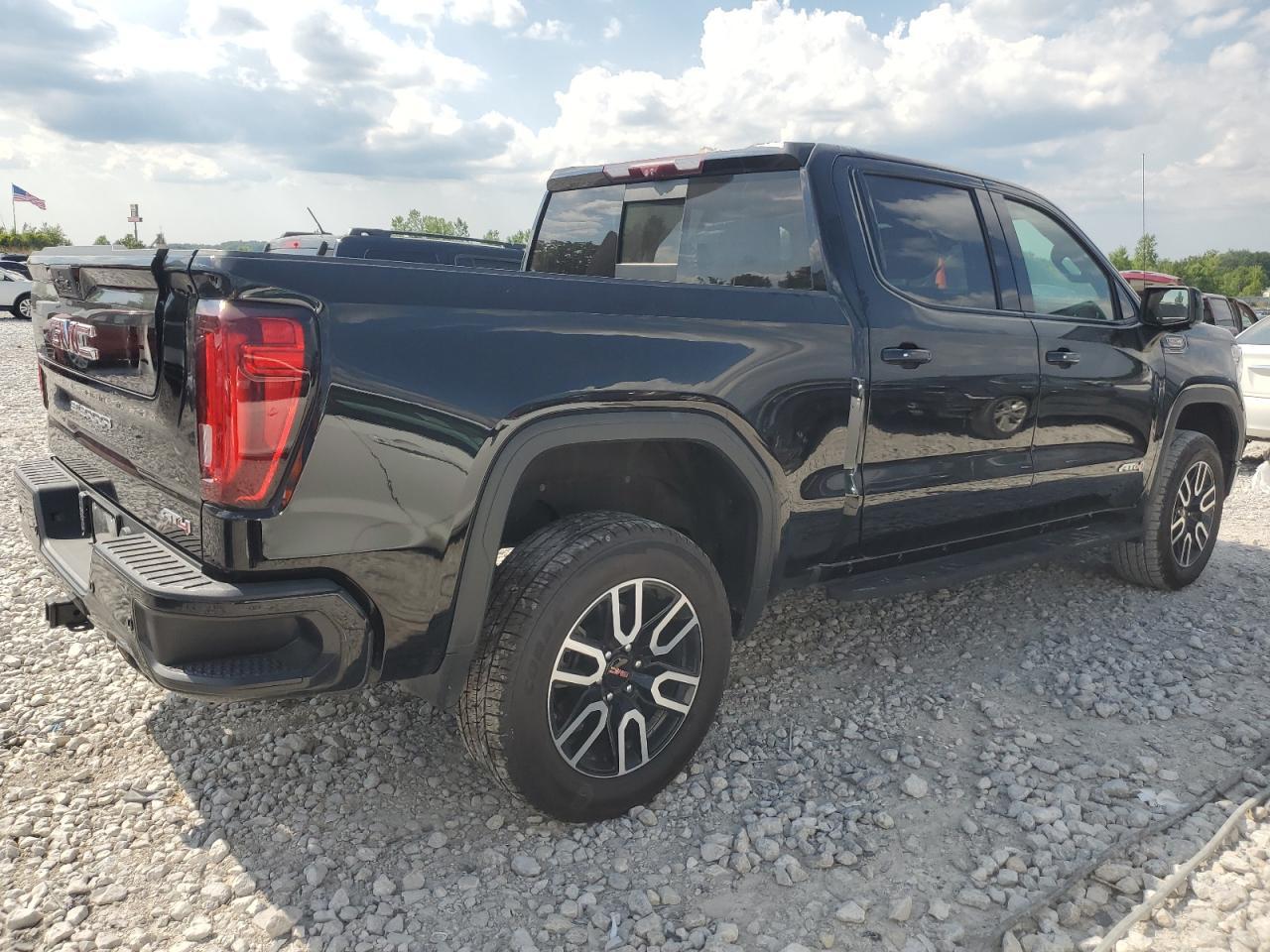 2022 GMC Sierra Limited K1500 AT4