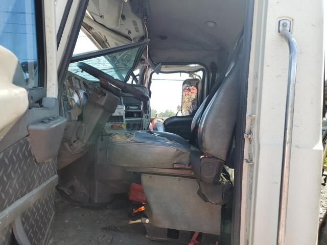 2015 Mack CHU613 Semi Truck