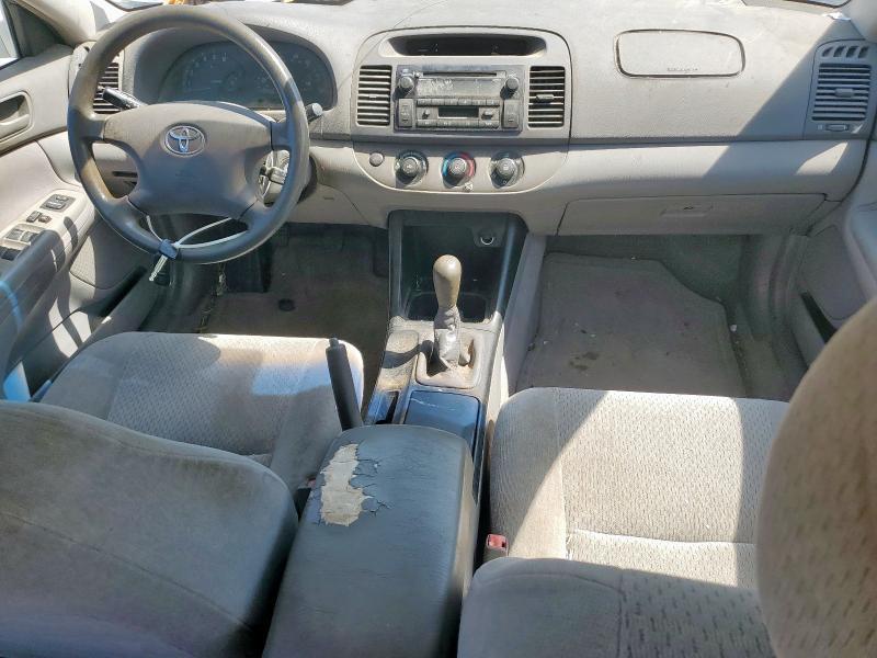 2002 Toyota Camry le