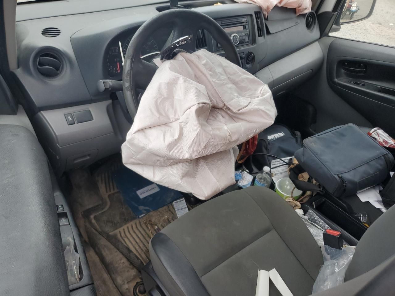 2017 Nissan NV200 2.5S