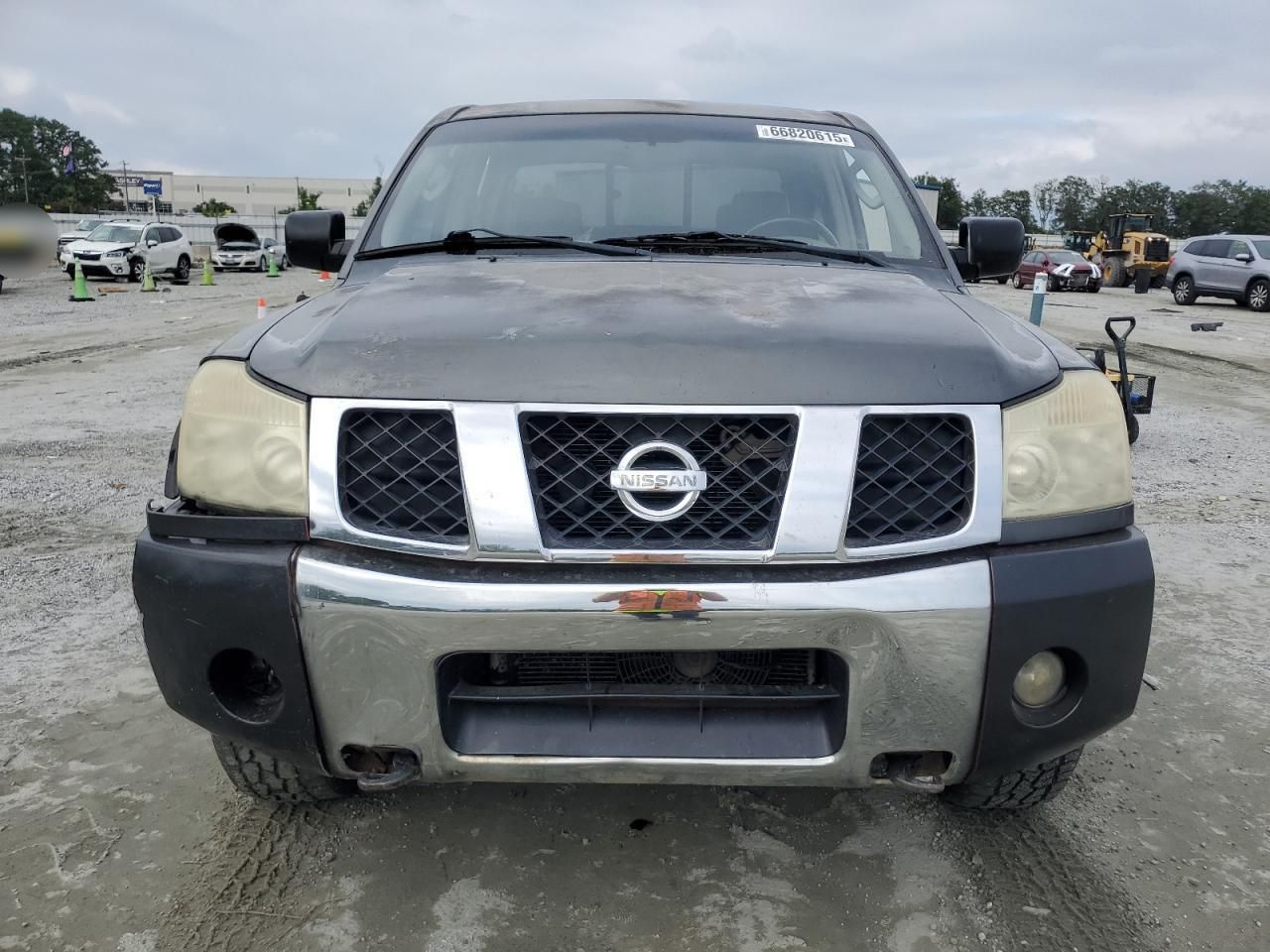 2004 Nissan Titan XE