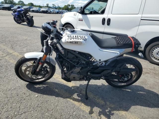 2023 Husqvarna Vitpilen 401/SVARTPILEN 401