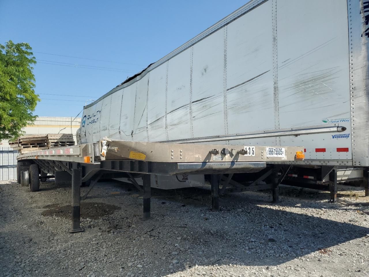 2007 Transcraft Flatbed Trailer