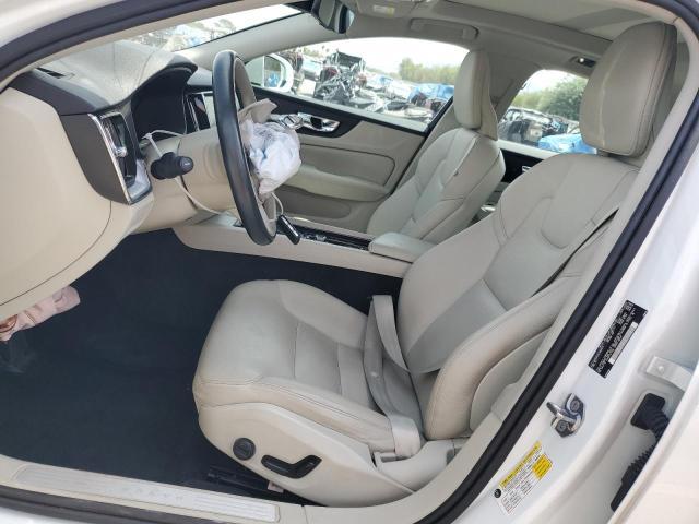 2020 Volvo S60 T5 Momentum