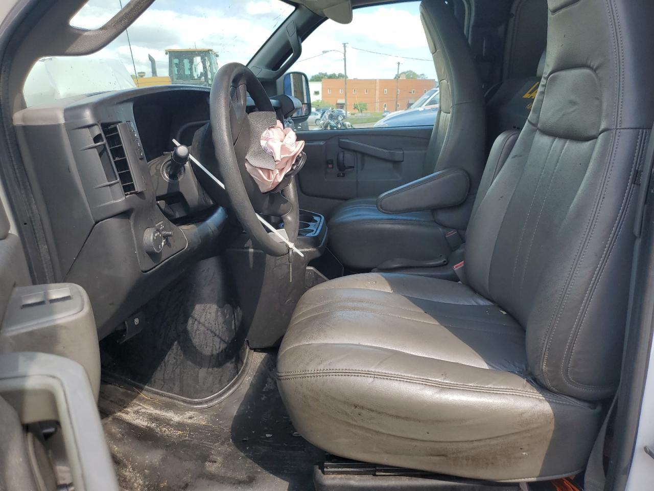 2017 Chevrolet Express G2500