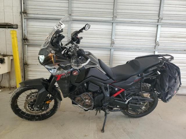 2025 Honda CRF1000 D