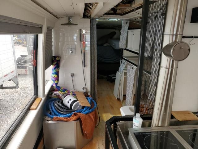 1998 Van Hool T900