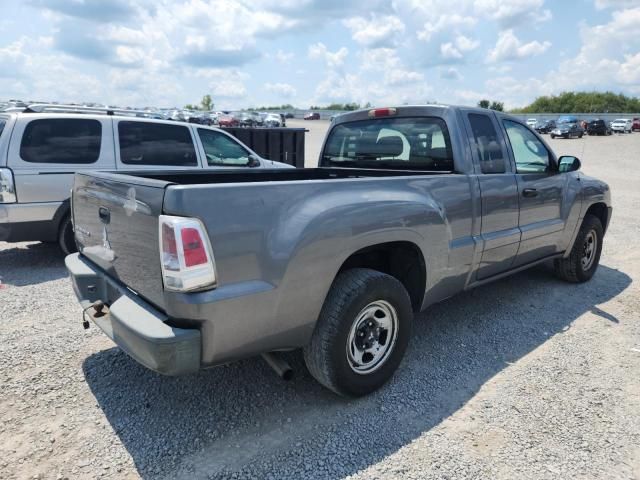 2006 Mitsubishi Raider LS
