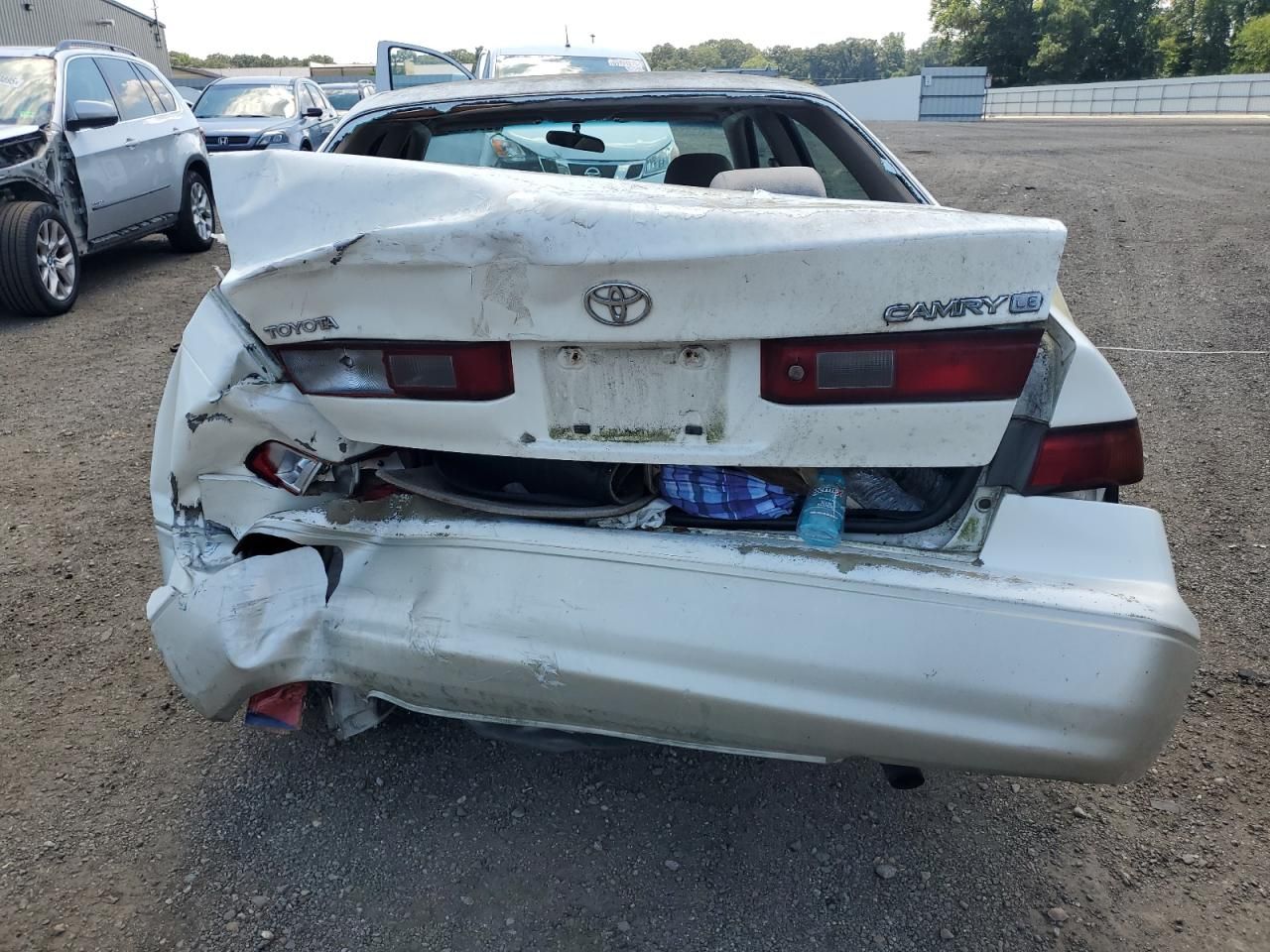 1999 Toyota Camry le