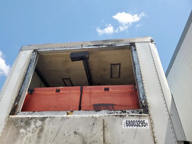 2009 Utility VS2RA Refrigerated Van Trailer