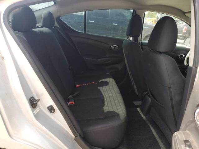2013 Nissan Versa S