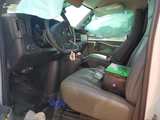 2020 Chevrolet Express G2500