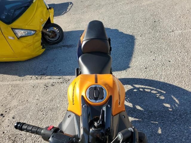 2025 Kawasaki EX650 P