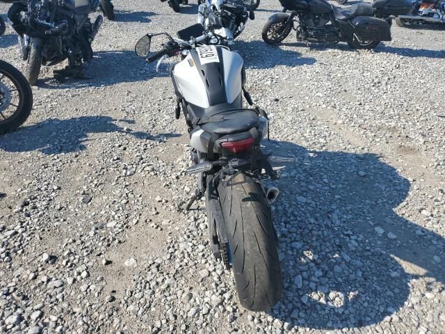 2025 Yamaha MTN690