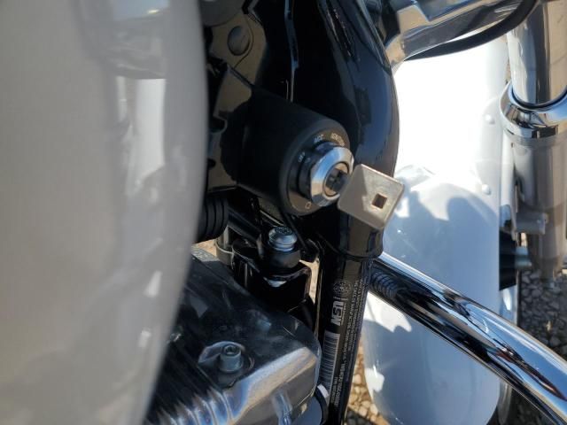 2016 Harley-Davidson XL883 Superlow