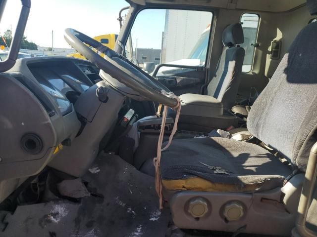 2007 Mitsubishi Fuso Truck OF America INC FM 61F