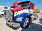 2020 Kenworth T880 Semi Truck