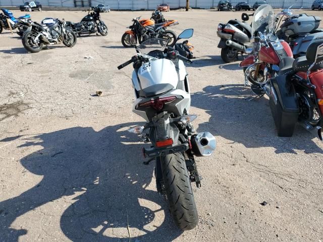 2025 Kawasaki EX500