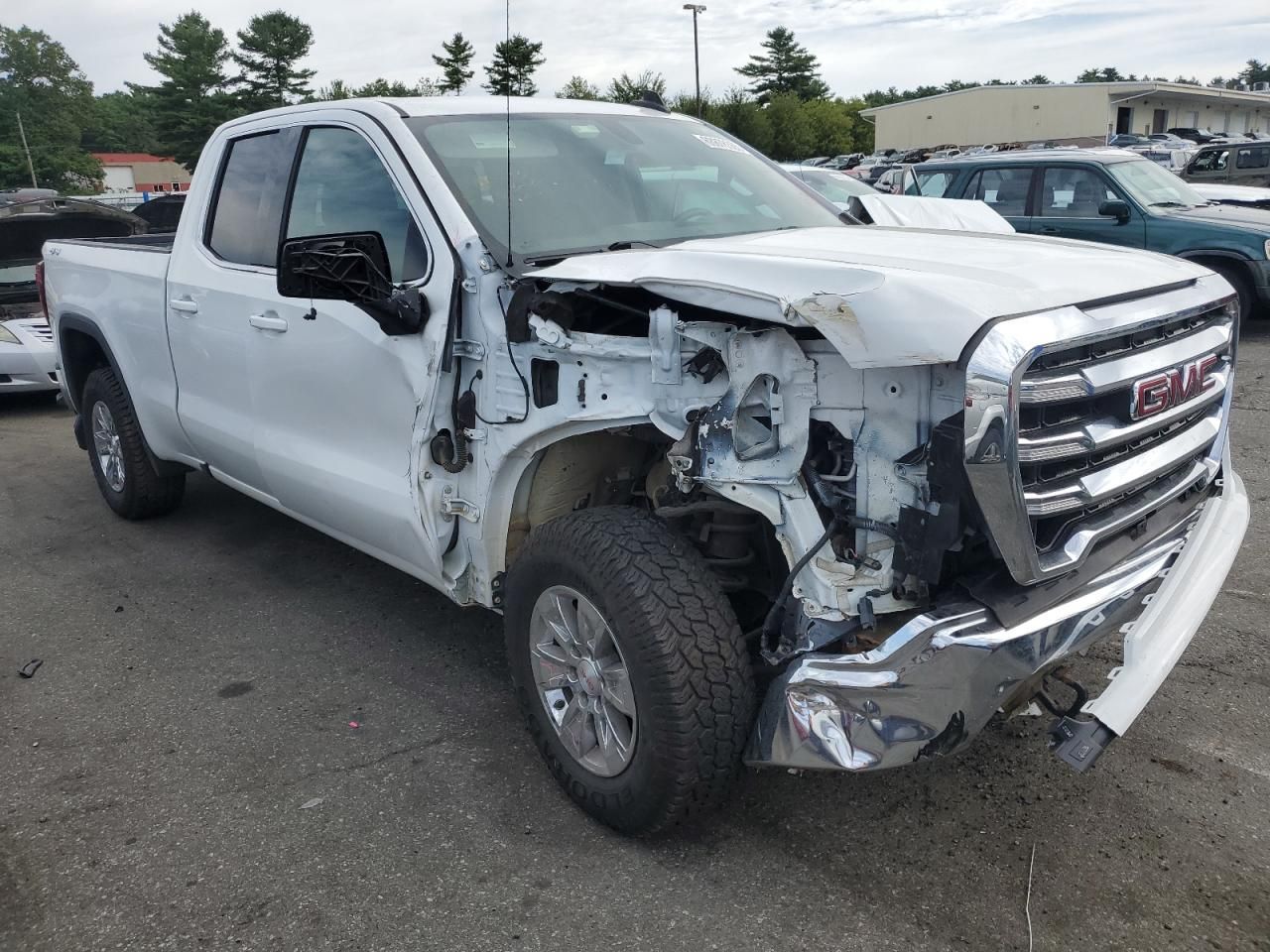 2022 GMC Sierra Limited K1500 sle