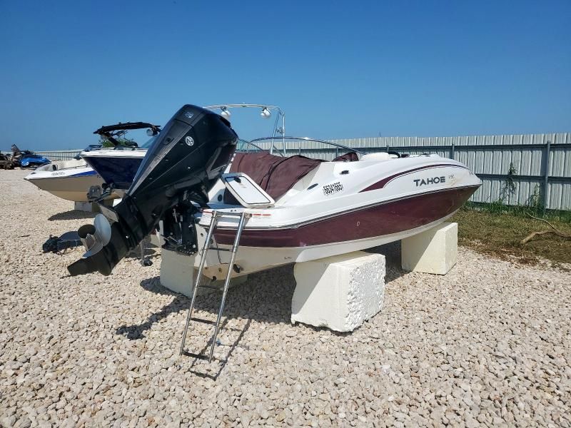 2020 Tahoe Boat