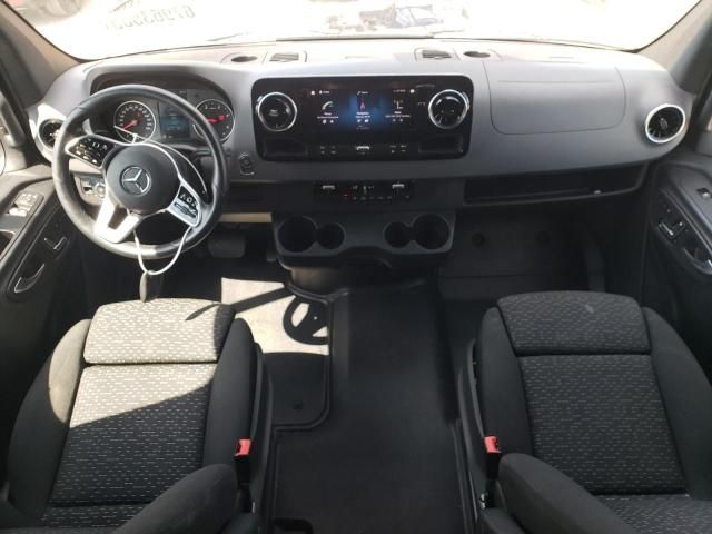 2024 Mercedes-Benz Sprinter 2500